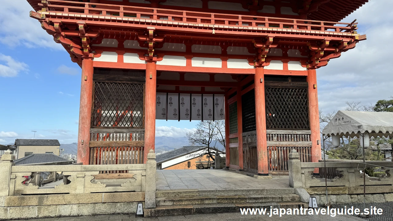 仁王門：清水寺の見どころ(5)