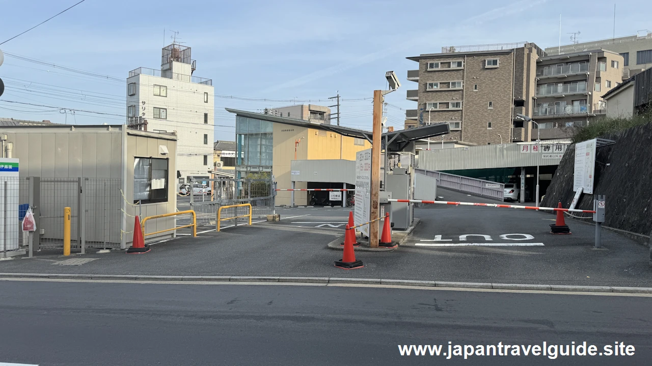 京都陶磁器会館駐車場：清水寺の近くにあるコインパーキングなどの有料駐車場(2)