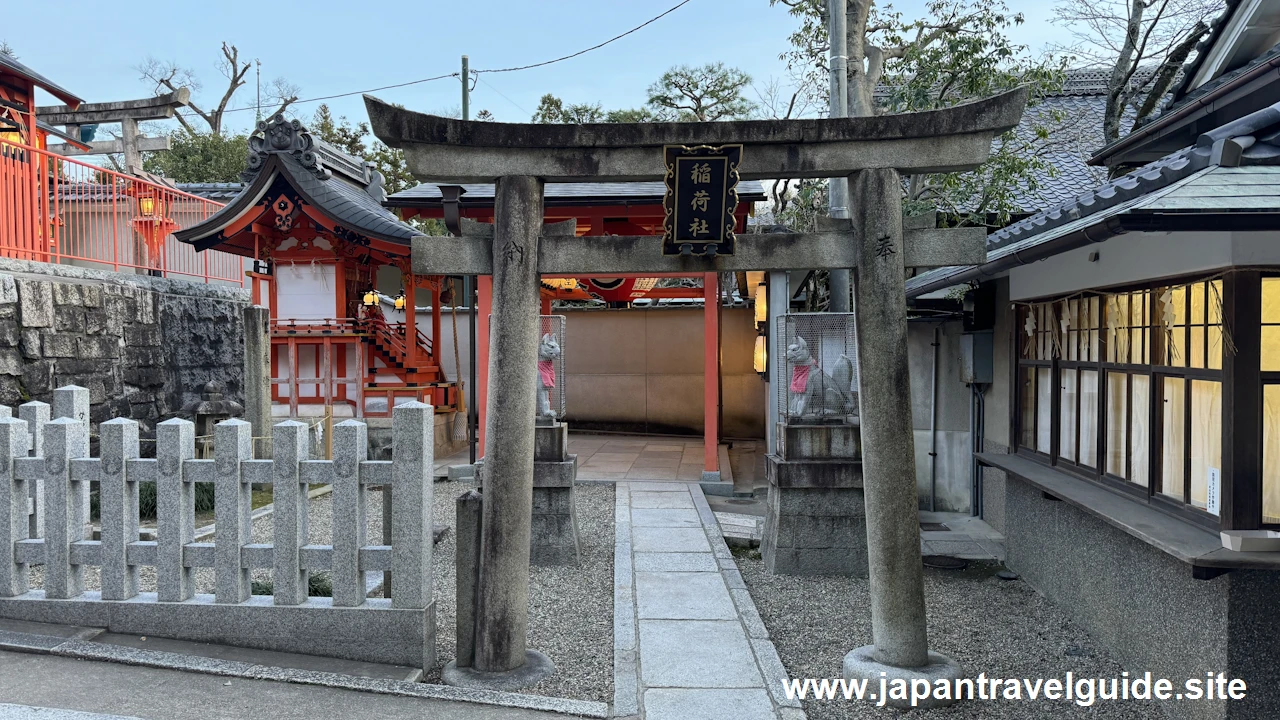 玉光稲荷社：八坂神社の見どころ(1)