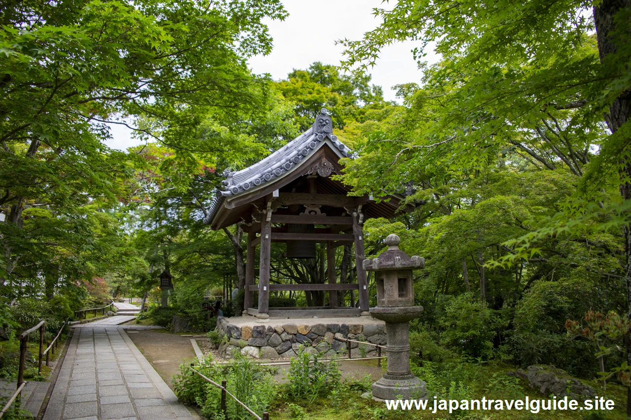 鐘楼：常寂光寺の見どころ(1)