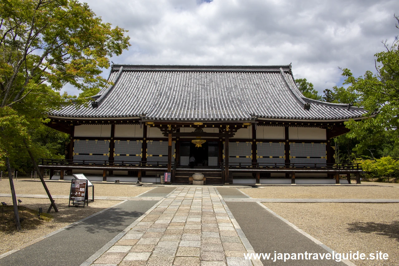 金堂：仁和寺の見どころ(3)