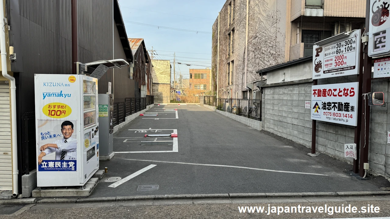 くるっとパーク伏見稲荷前：伏見稲荷大社の駐車場ガイド(2)