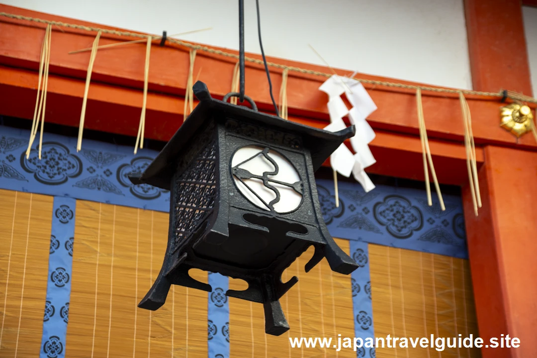 人馬宮：伏見稲荷大社外拝殿の吊灯篭完全ガイド(12)