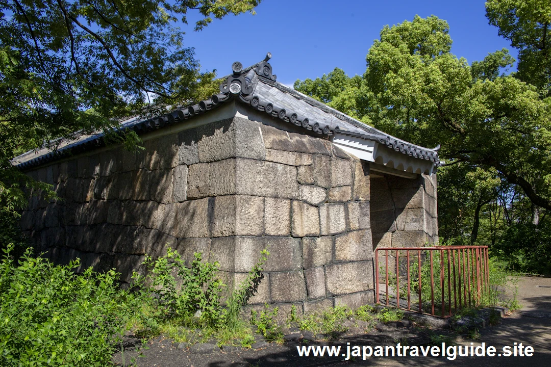焔硝蔵：大阪城西の丸庭園の見どころ(29)
