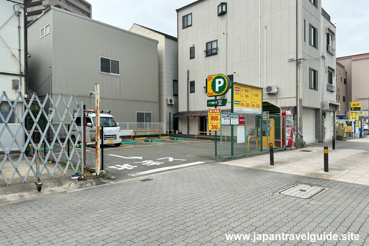 Repark Konohanaku Shimaya 3-chome Parking(1)