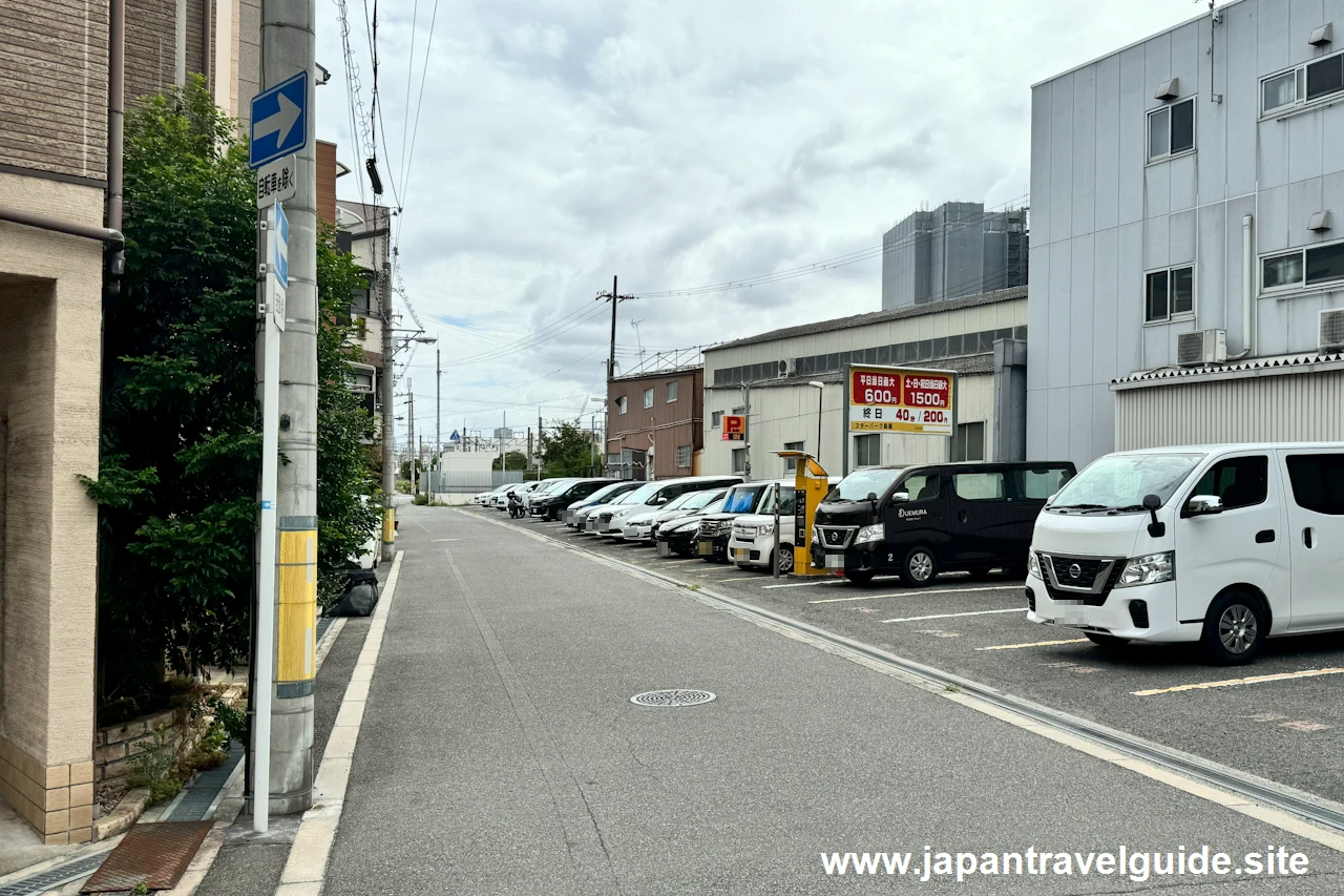 スターパーク島屋駐車場(1)