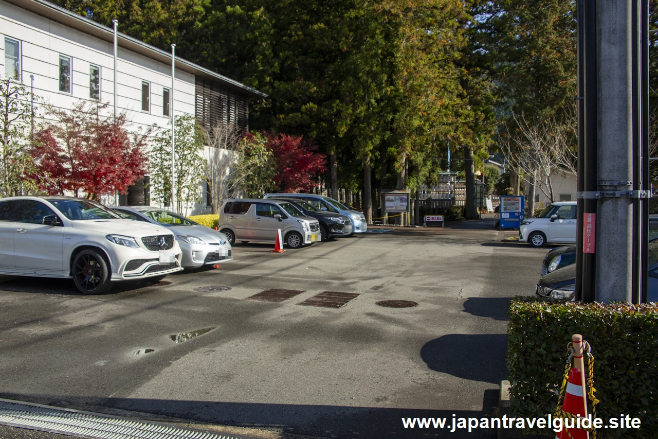 熊野本宮大社の公式駐車場(瑞鳳殿)(5)