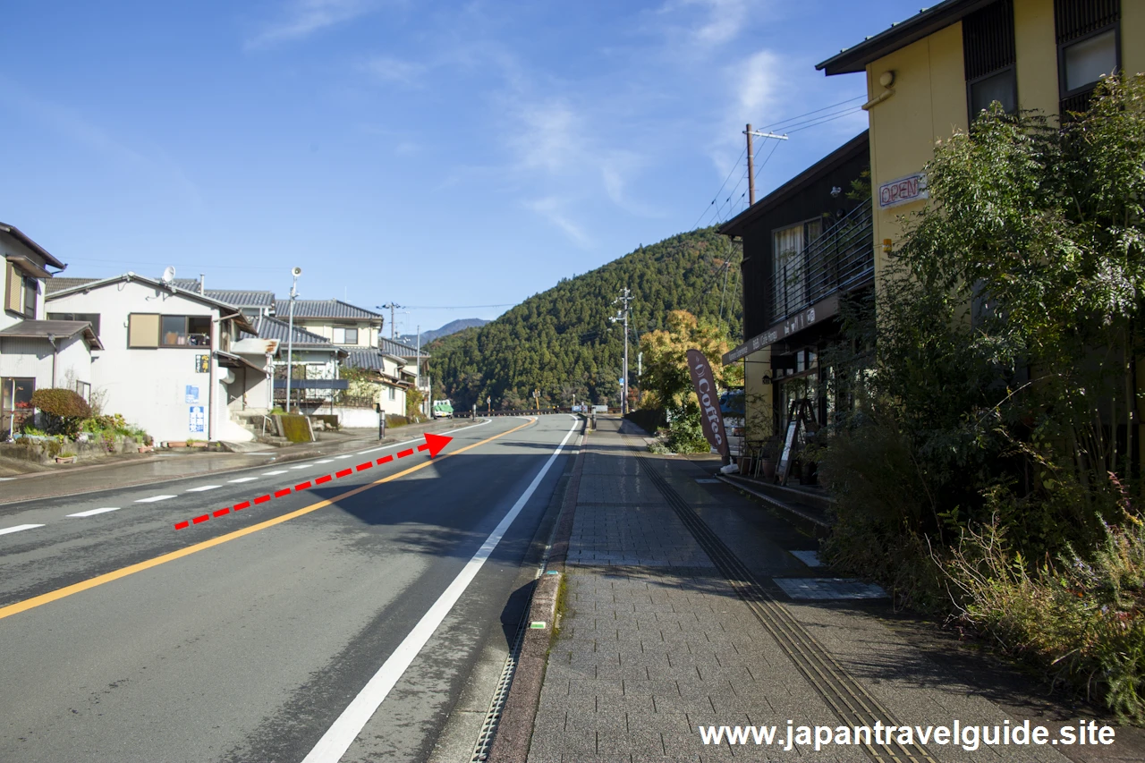 熊野本宮大社の公式駐車場(河原)(2)