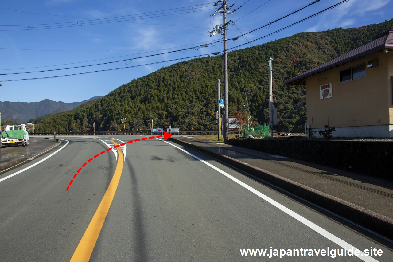 熊野本宮大社の公式駐車場(河原)(3)