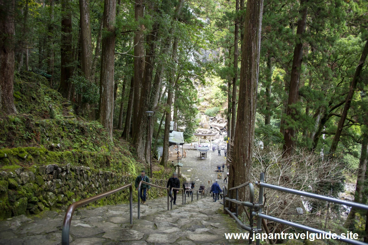 飛瀧神社と那智の滝：熊野那智大社の見どころ(2)