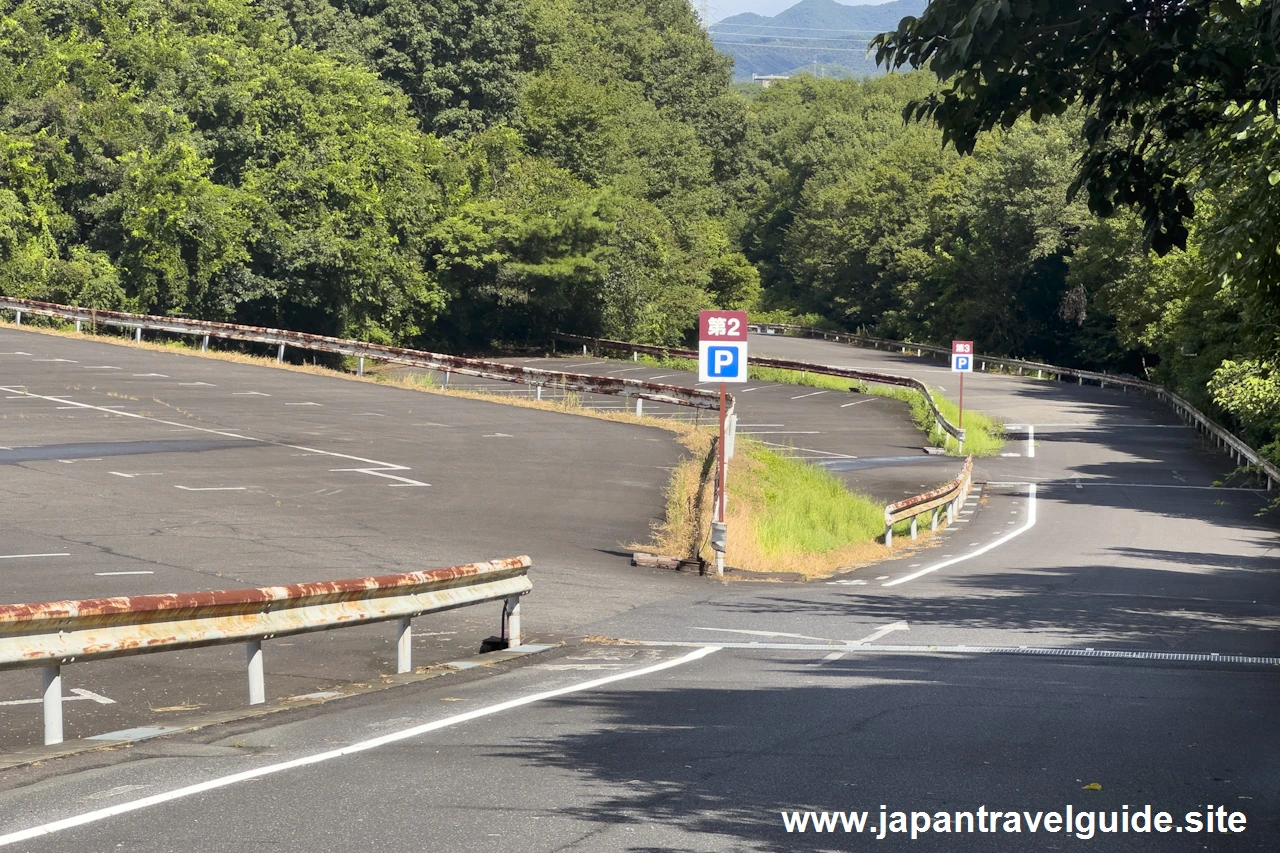 北口前にある明治村の直営有料駐車場(5)