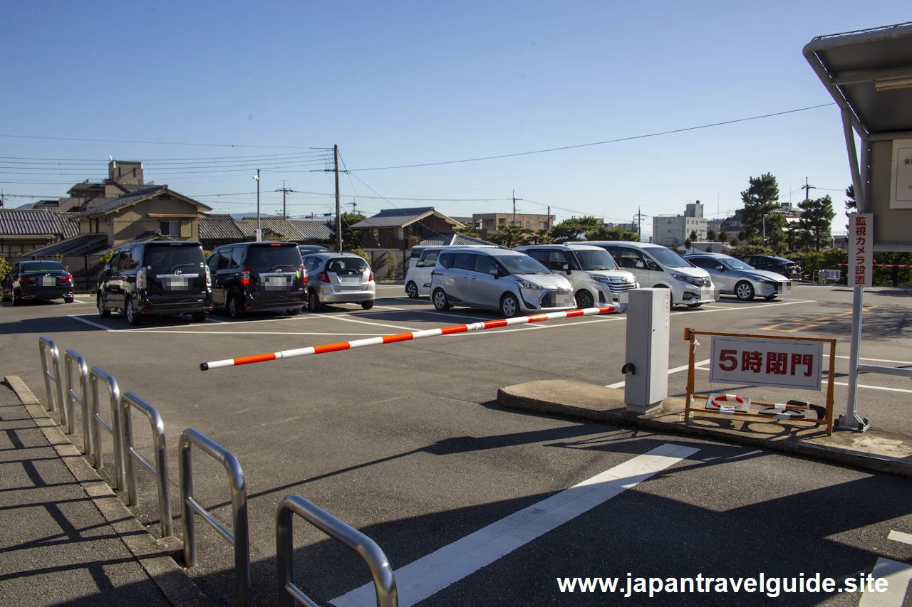 金閣寺の駐車場の場所(4)