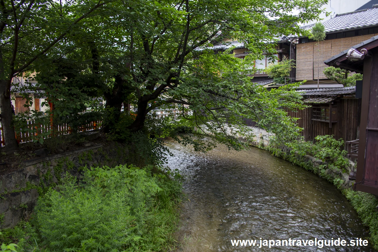 祇園白川(巽橋)：祇園の見どころ(28)