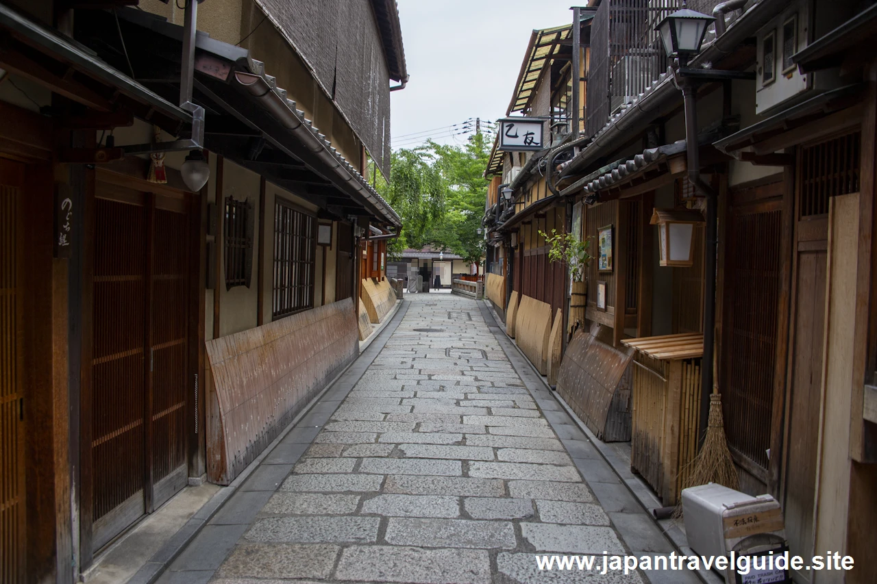 祇園白川(巽橋)：祇園の見どころ(29)