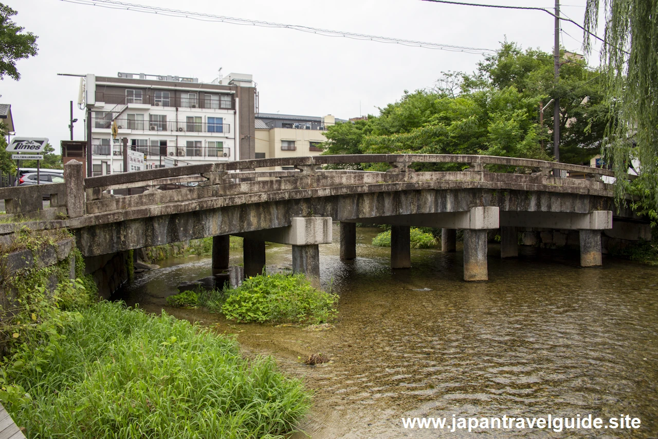 祇園白川(一本橋)：祇園の見どころ(36)