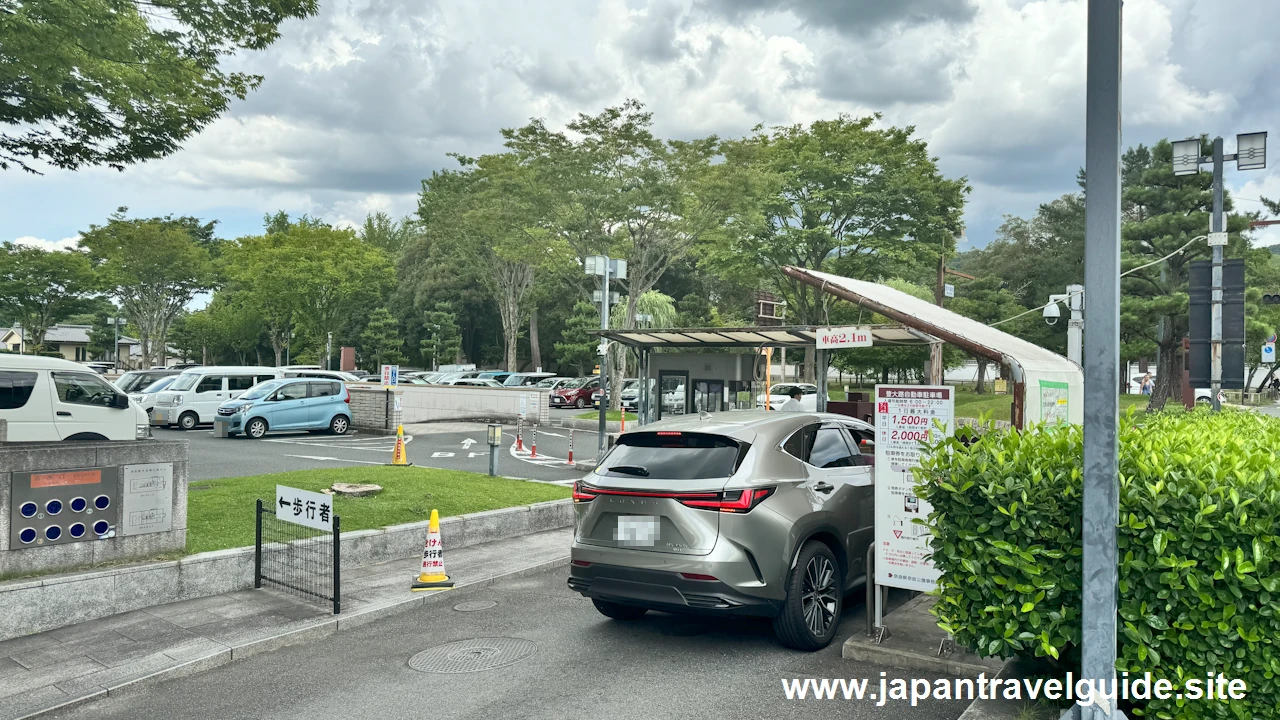 登大路自動車駐車場(3)