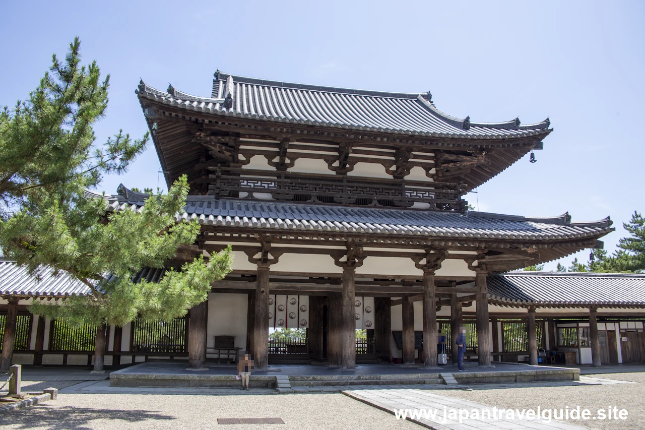 中門：法隆寺の見どころ(3)