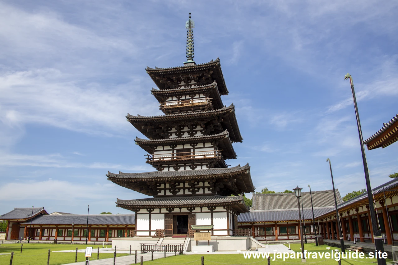 東塔：薬師寺の見どころ(1)