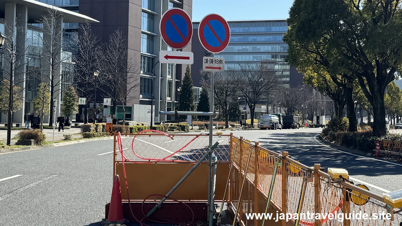 大津通「名城公園」から「名城公園南」：名古屋城周辺の路上駐車可能な道路と曜日(2)