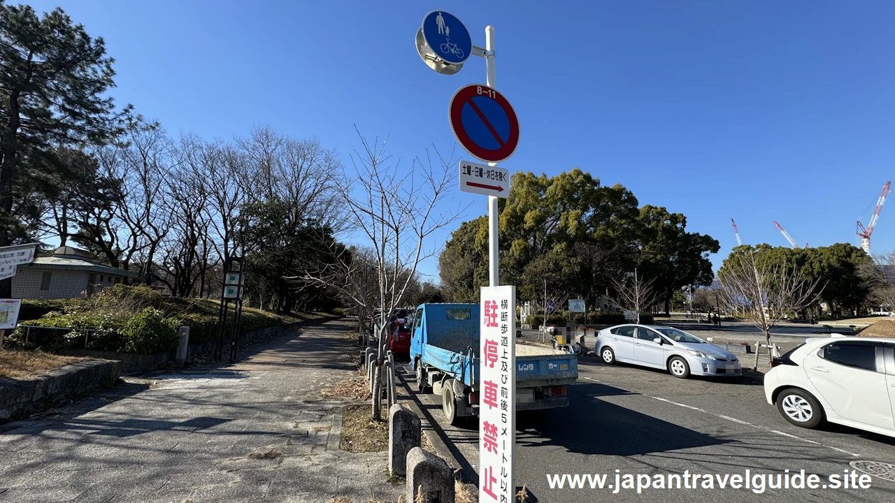 「名城公園南」から「筋違橋」の道路：名古屋城周辺の路上駐車可能な道路と曜日(2)