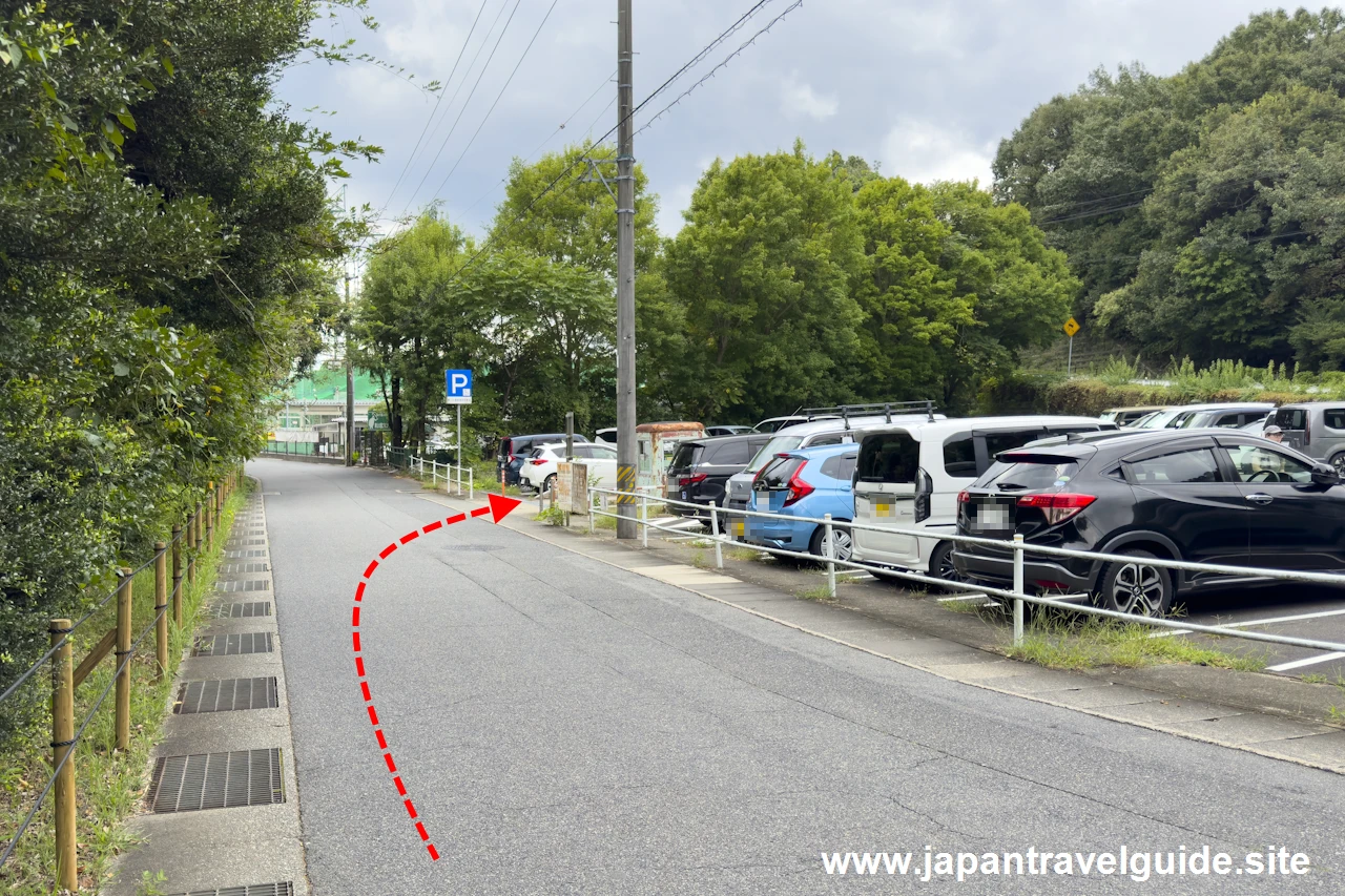 緑橋南駐車場：東山動植物園の無料駐車場(10)