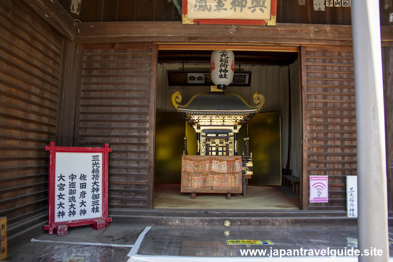 三光稲荷神社：犬山城の見どころ(5)