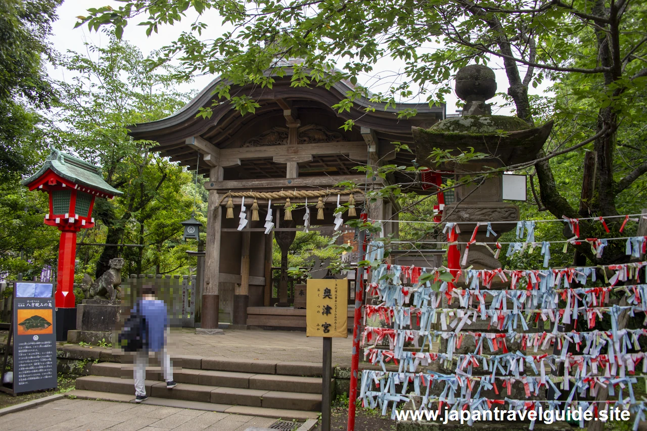 江島神社(奥津宮)(2)