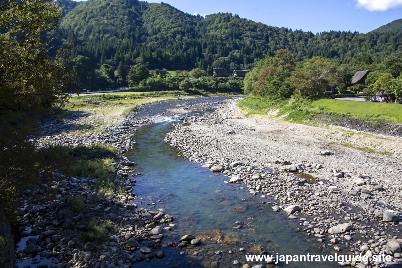 であい橋：白川郷の見どころ(5)