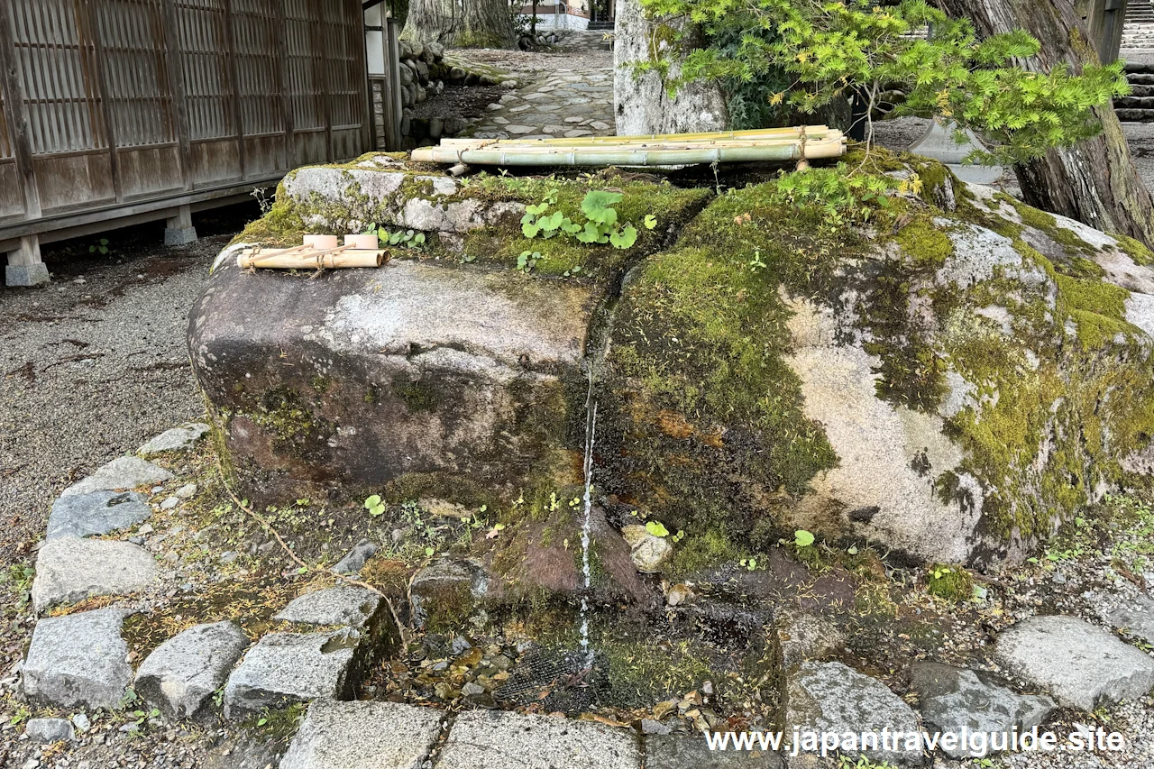 白川八幡神社：白川郷の見どころ(3)