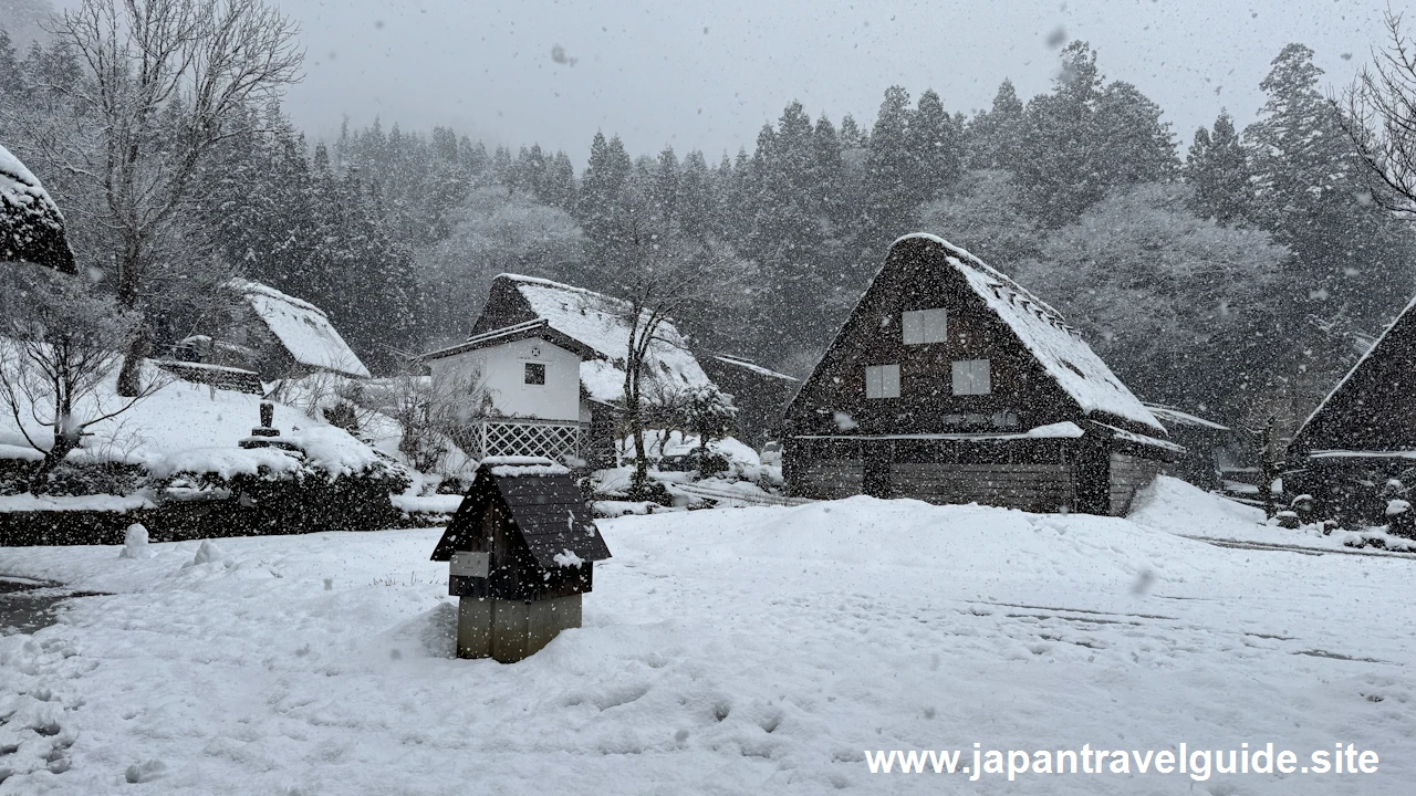 白川郷の街並み：白川郷の雪景色の見どころ(12)