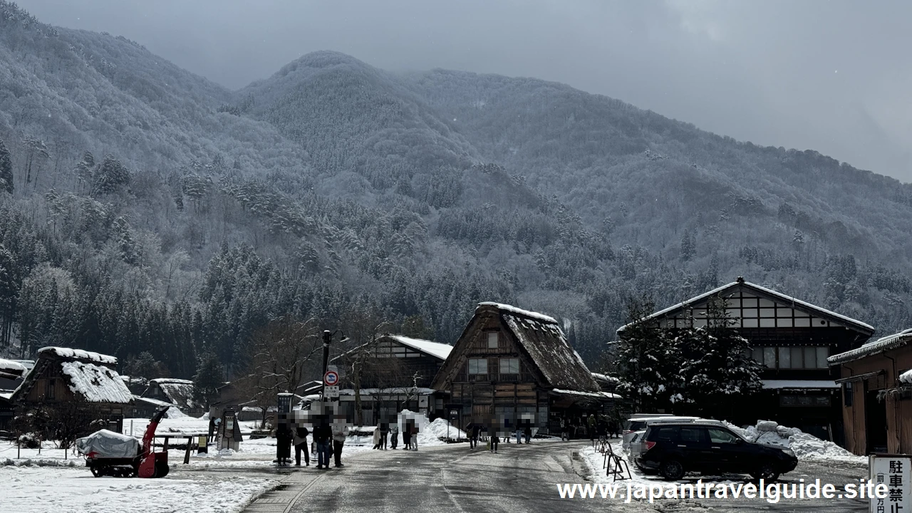 白川郷の街並み：白川郷の雪景色の見どころ(25)