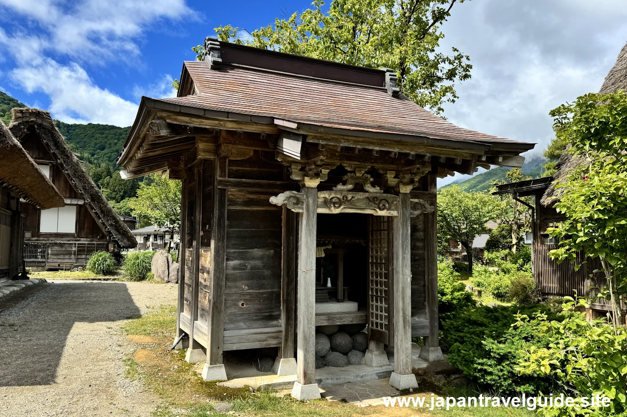 神田家外観：神田家(白川郷)の見どころガイド(7)