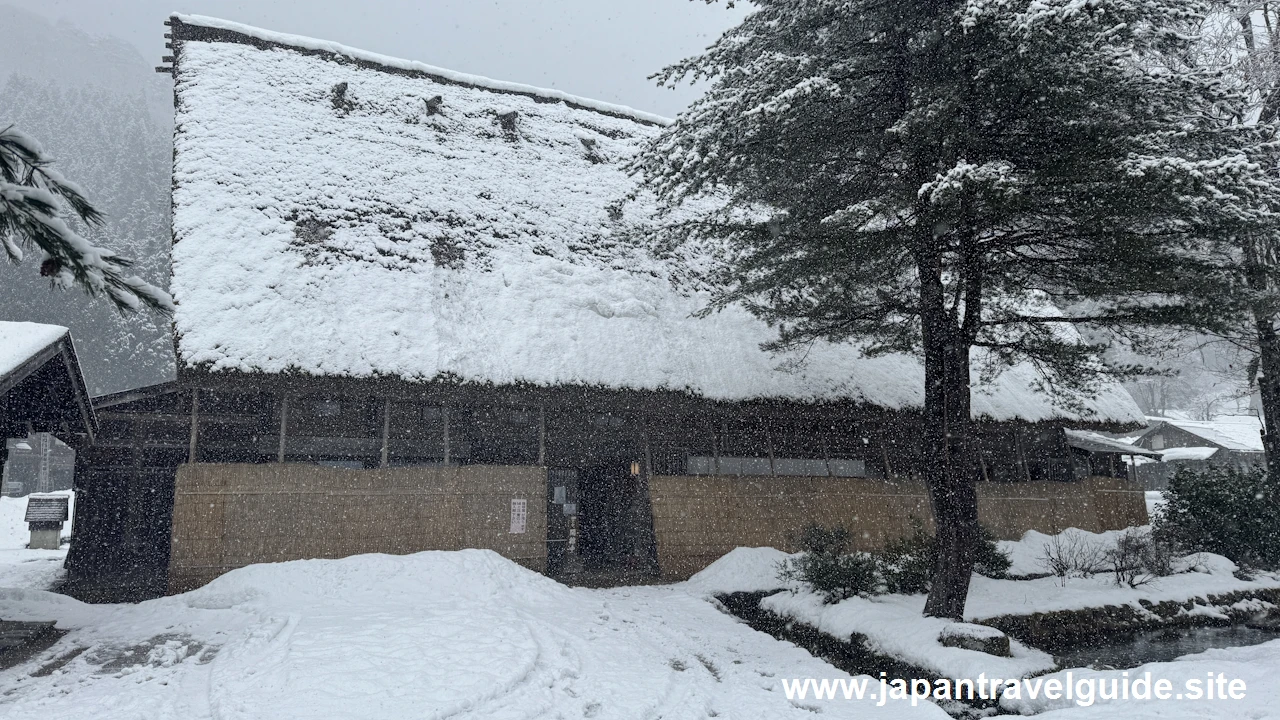 長瀬家の雪景色：長瀬家(白川郷)の見どころガイド(2)