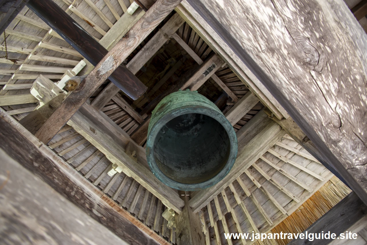 明善寺鐘楼門：明善寺庫裏(白川郷)の見どころガイド(3)