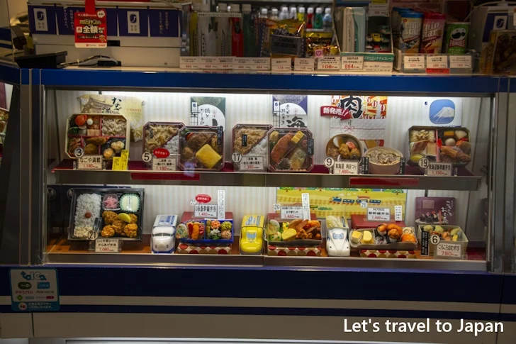 デリカステーションで販売しているお弁当の種類：リニア・鉄道館でのお弁当の持ち込みや飲食できる場所について(16)